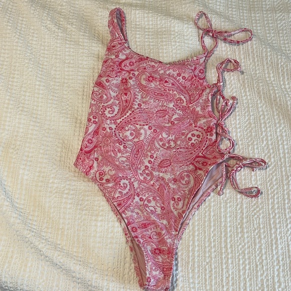 Frankie’s Bikinis Honey One Shoulder Cheeky One Piece Swimsuit - Pink Paisley - Picture 2 of 4
